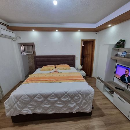 Apartments Vukmarkovic Сутоморе Экстерьер фото