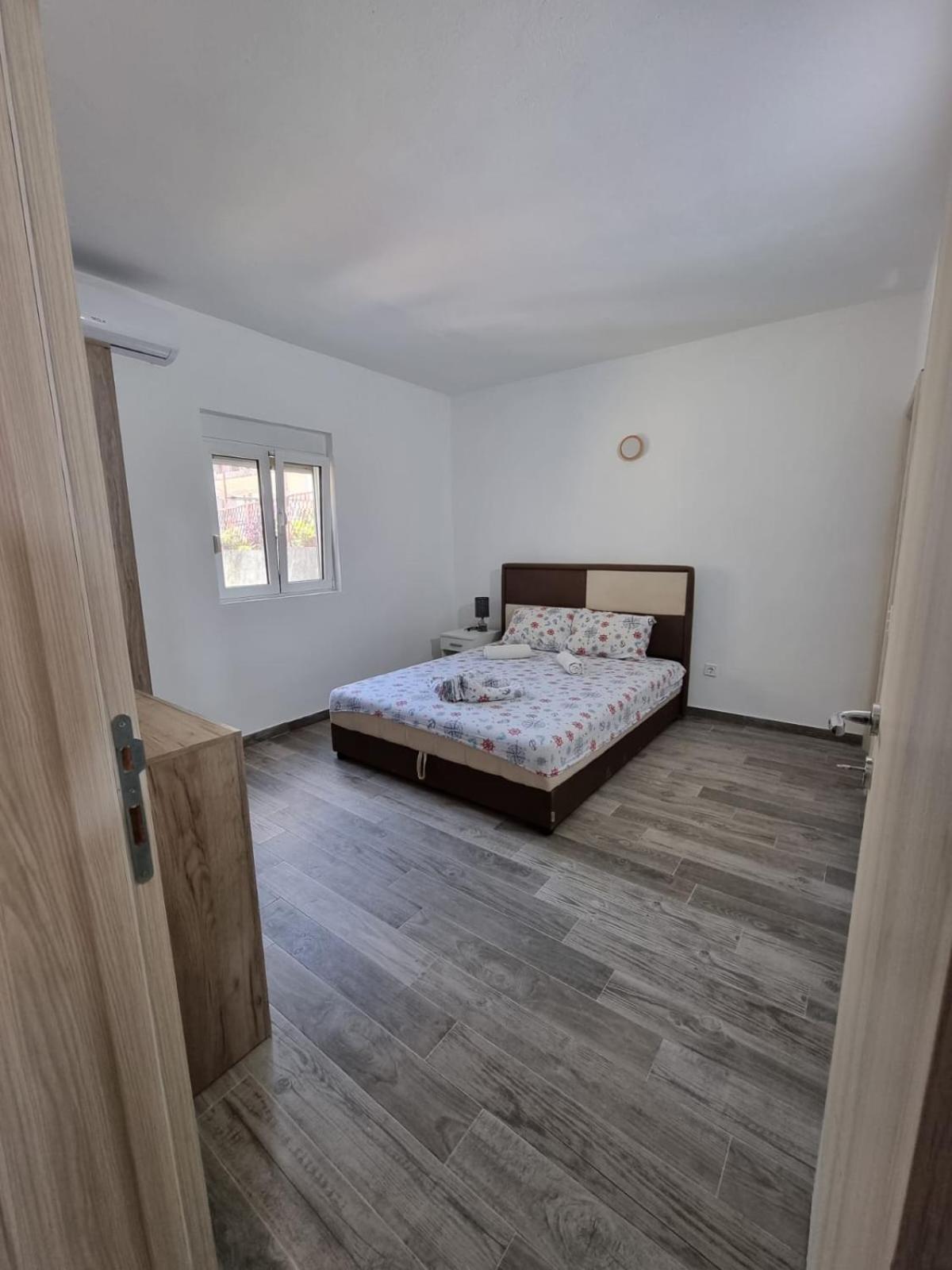 Apartments Vukmarkovic Сутоморе Экстерьер фото