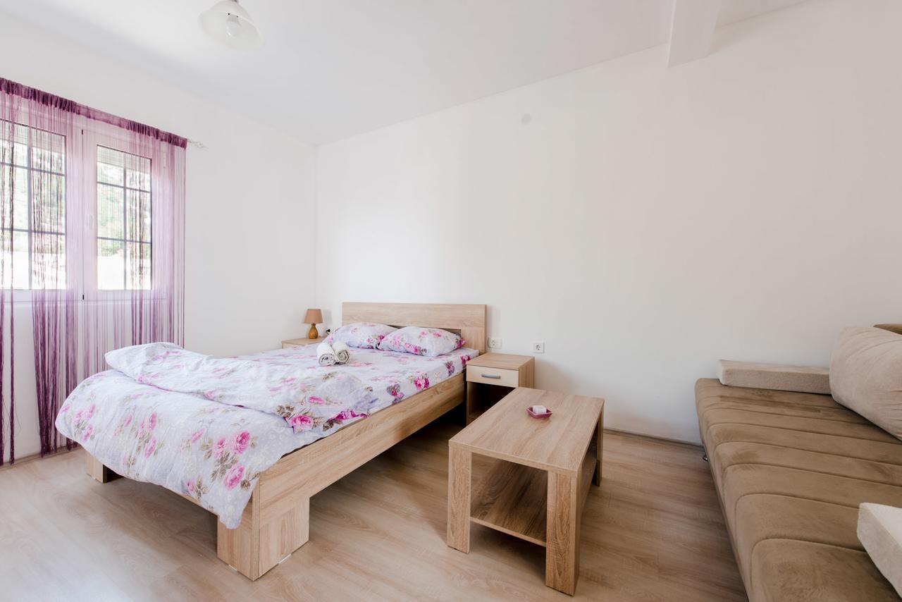 Apartments Vukmarkovic Сутоморе Экстерьер фото