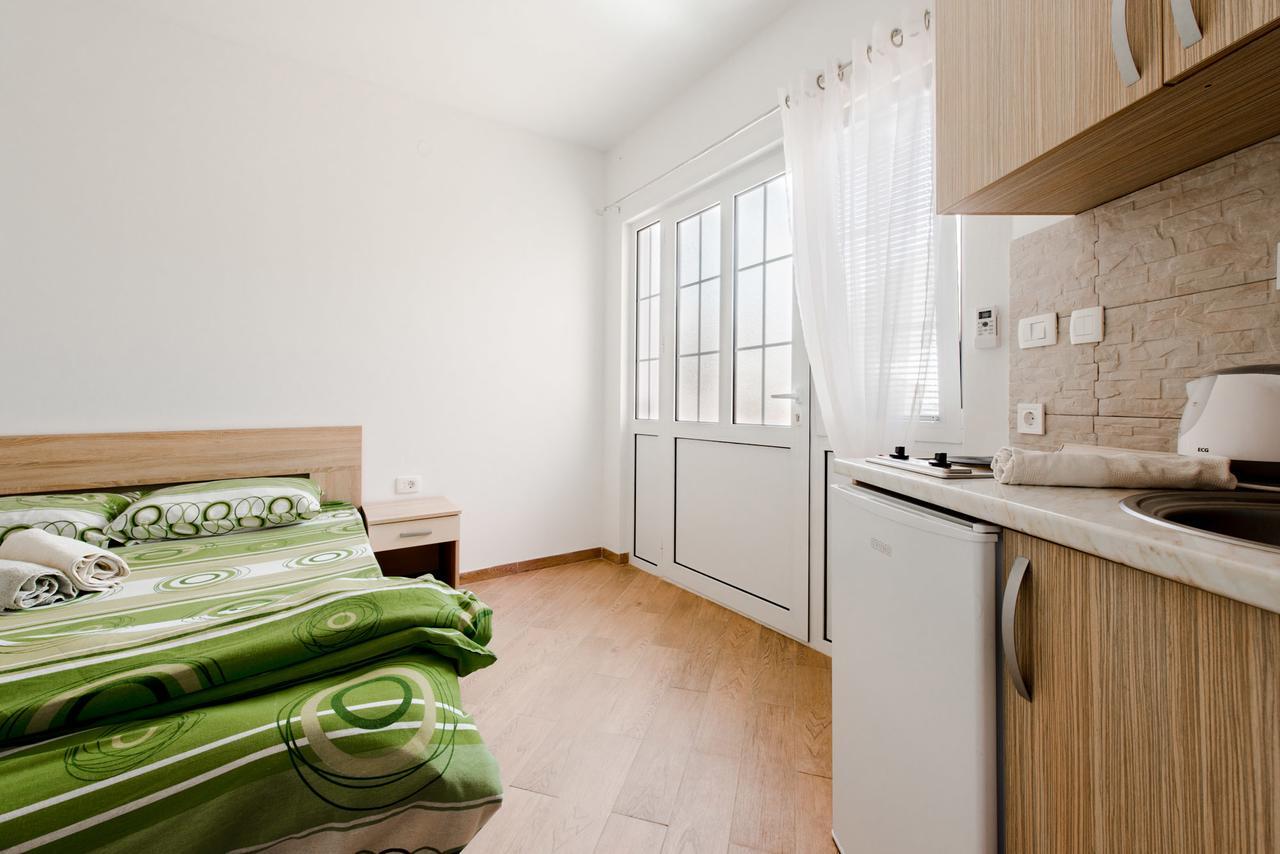 Apartments Vukmarkovic Сутоморе Экстерьер фото